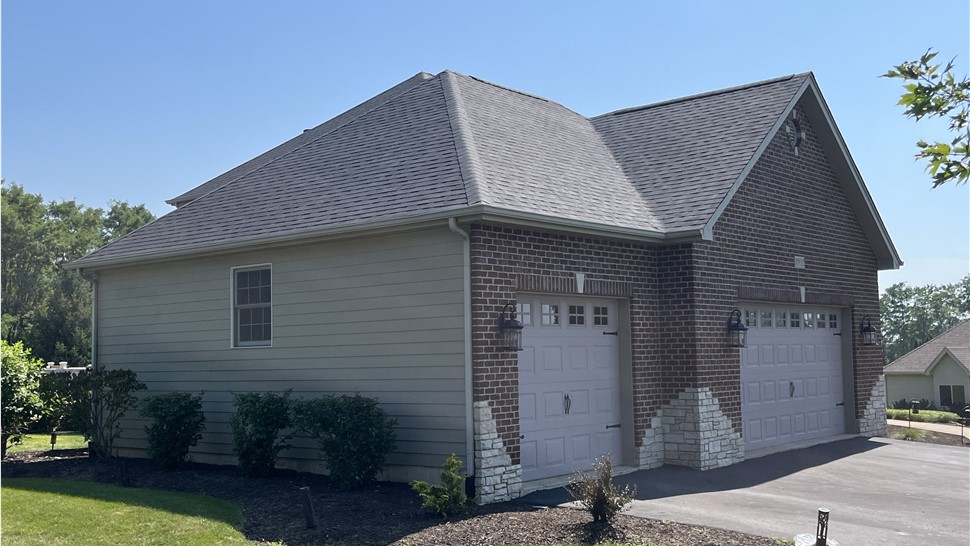 Onyx Black Owens Corning Shingle Installation, Newark Illinois