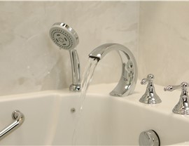 Walk-in Bathtubs Photo 96