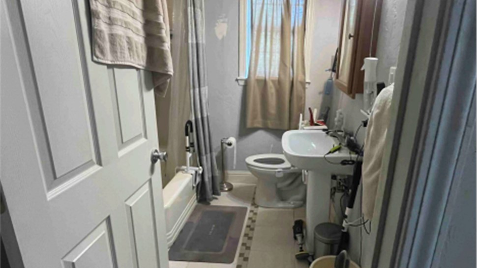 Bath Conversions Project in Bossier City, LA by Tubbs By Grubbs