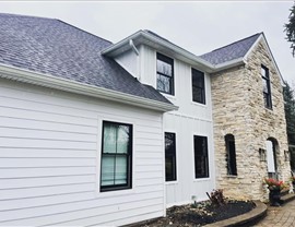 Siding - Stone Veneer Photo 18