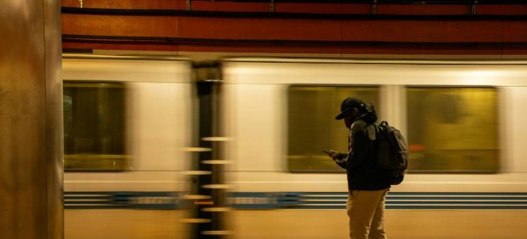 BART station commute during relocation gap in Bay Area