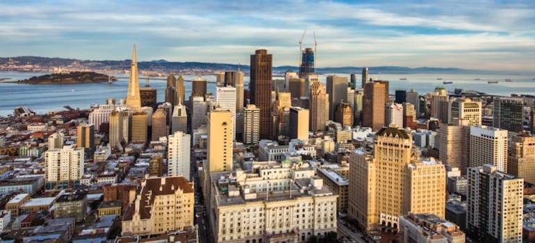 Your official guide to peak season moving in the Bay Area