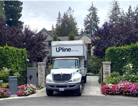 Full Service Movers Photo 1