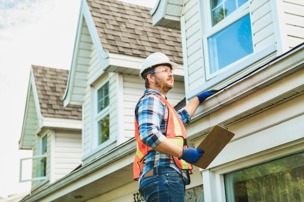Determining if Your Roof is Damaged and When to Schedule an Inspection