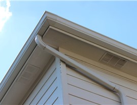 Seamless Gutters Photo 9