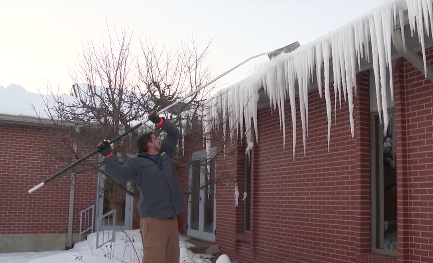 Ice dam prevention feature on WWMT with West Michigan Roofing's Bob Ackerman