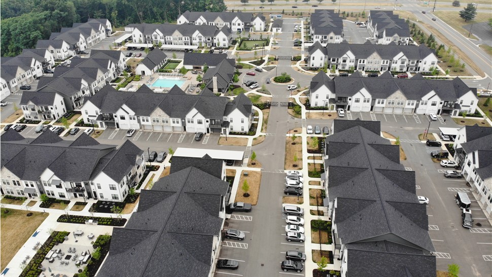 Community HOA Roofing Photo 1