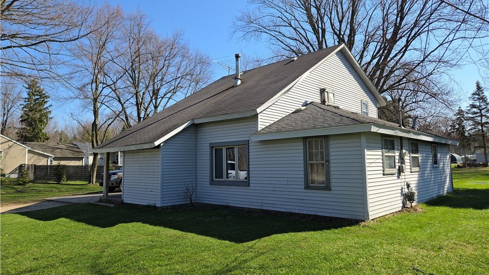 Residential Roofing Project in Zeeland, Michigan by West Michigan Roofing