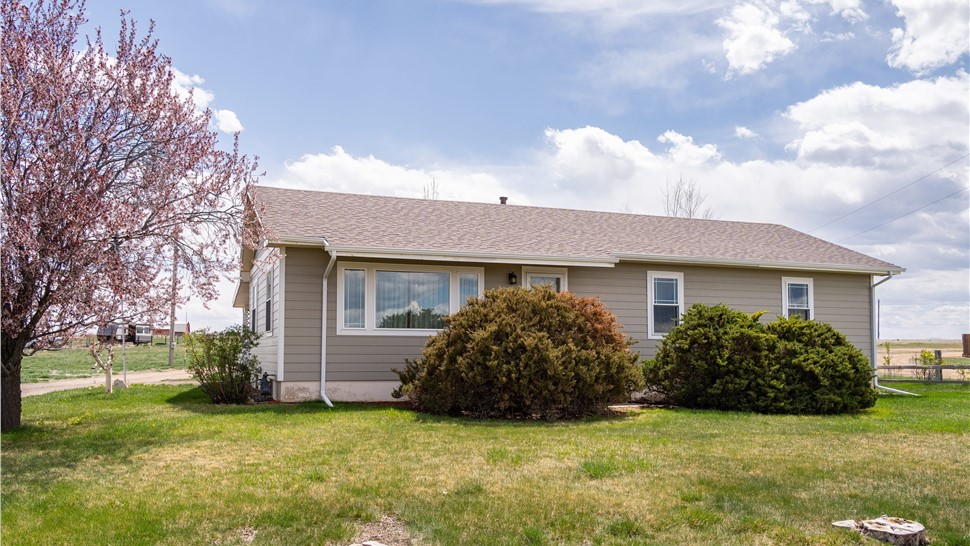 James Hardie siding installation and ProVia Aspect window replacement in Erie Colorado
