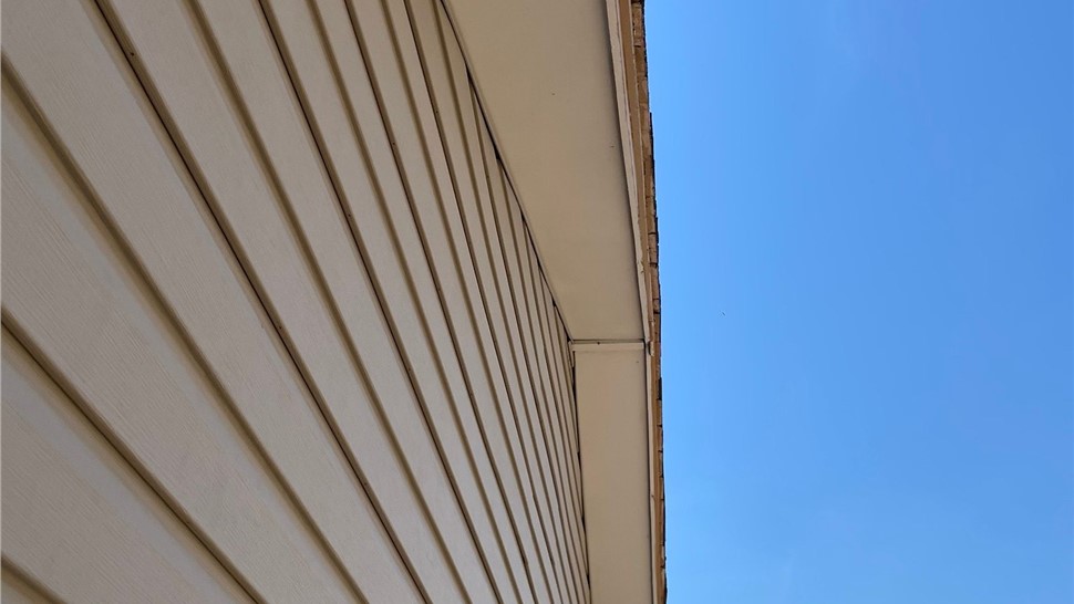 Siding before James Hardie Installation on Thorton Colorado home