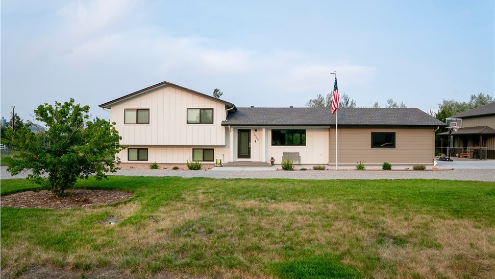 Longmont home after complete siding installation in James Hardie and GAF Armorshield II installation