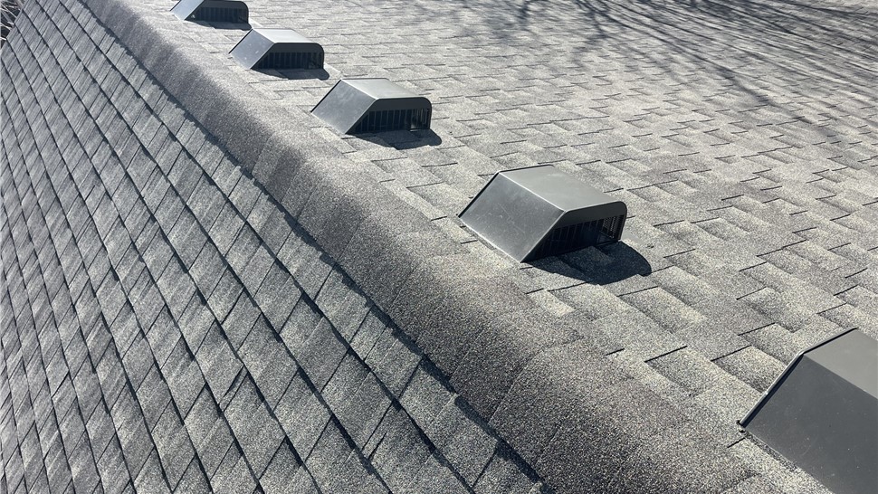 GAF ArmorShield II shingle roof with new ridge vents in Longmont, Colorado