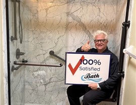 Walk-In Showers Photo 11