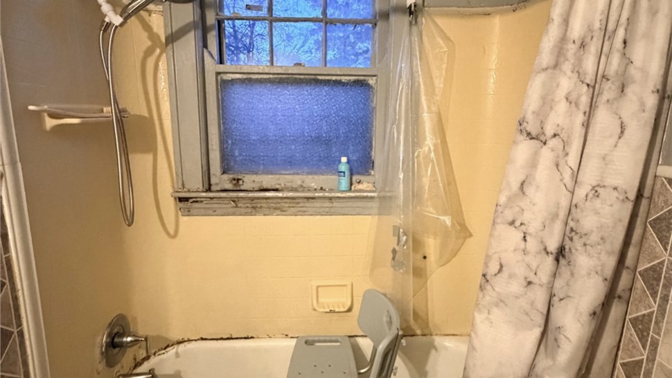 Bathrooms Project in Cincinnati, Ohio by Windows Direct USA
