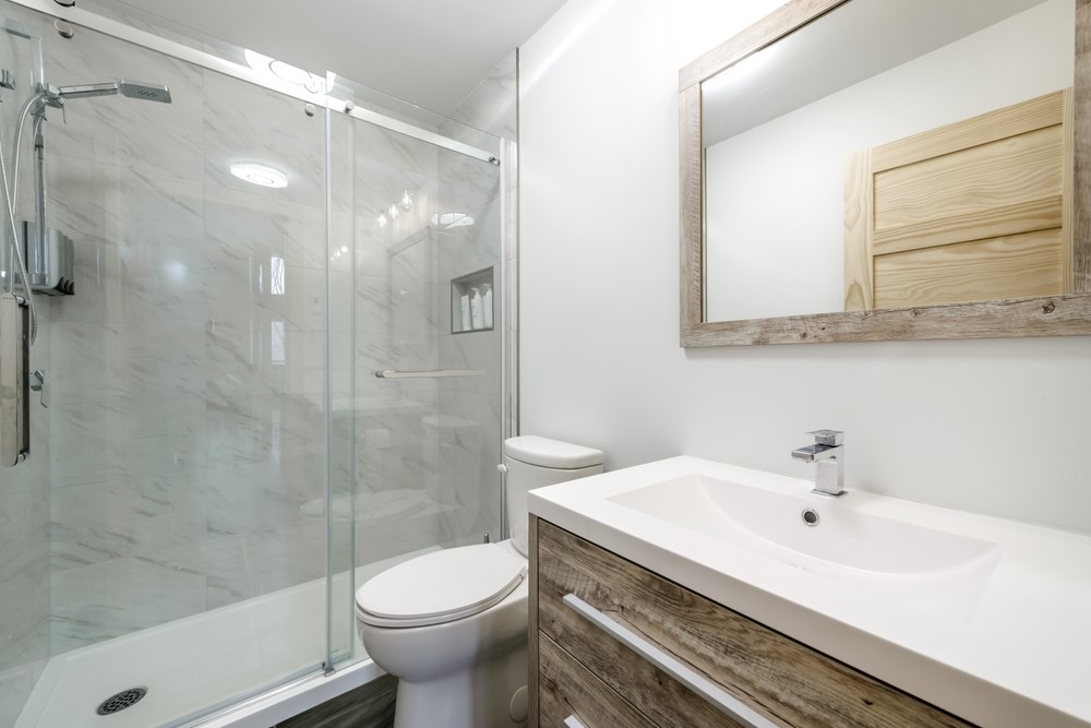 Winter Remodeling: How to Budget for a Bathroom Remodel During the Holiday Season