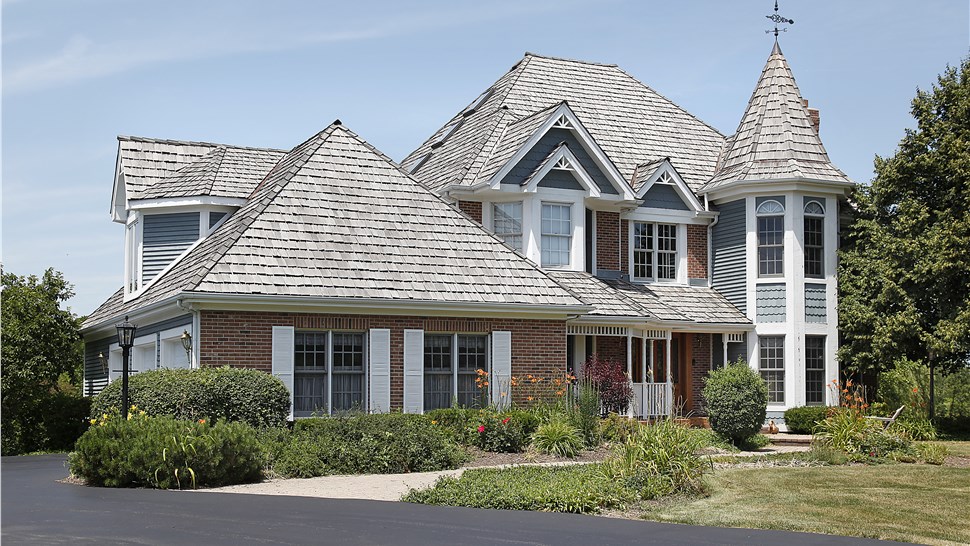 Roofing - Single Shake Photo 1