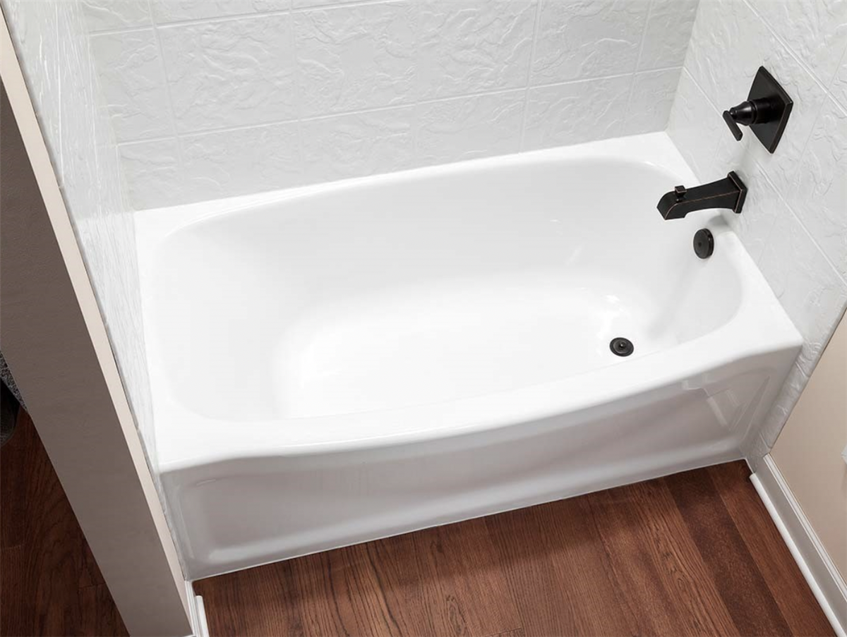 Bathtub Replacement 101: Choosing the Right Tub for Your Home